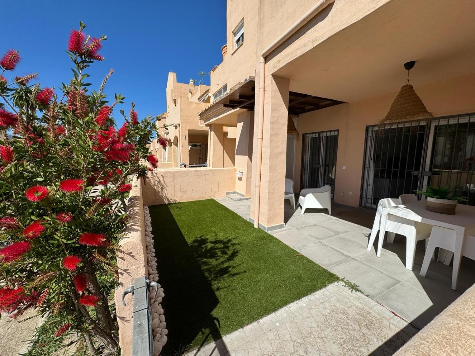 Surf Apartment - Wifi - Parking - Swimming Pool - Patio - Garden 타리파 외부 사진